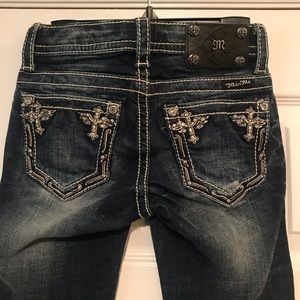 New girl’s Miss Me jeans